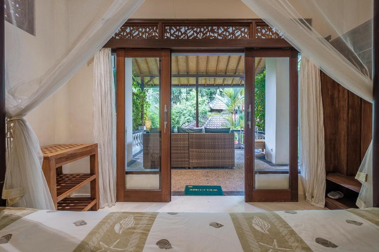 Отель White Lotus Oasis Убуд Экстерьер фото