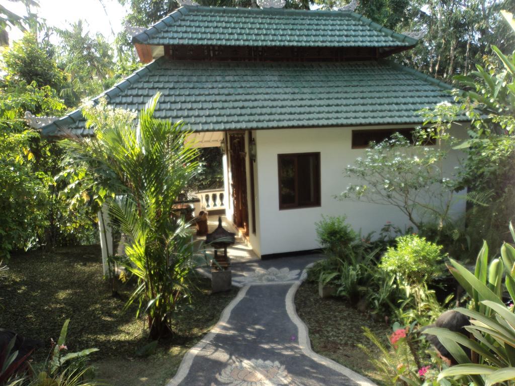 Отель White Lotus Oasis Убуд Номер фото